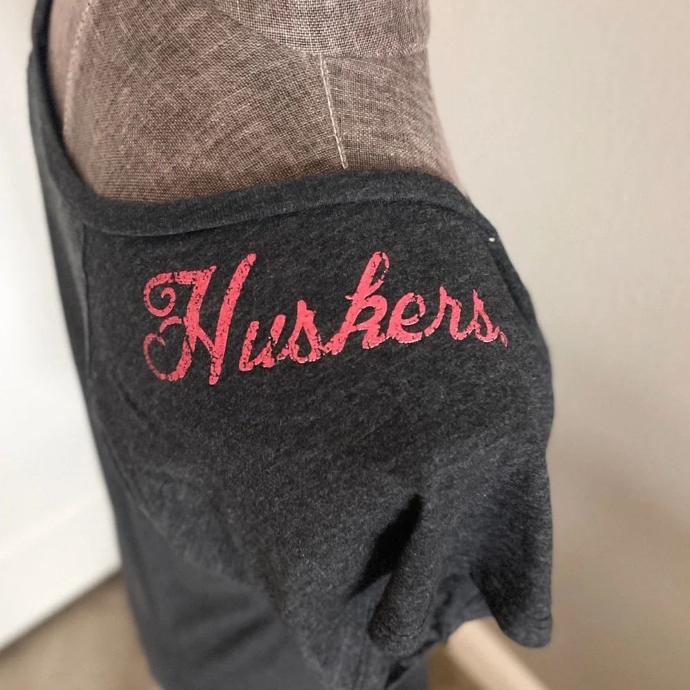 Nebraska Huskers Scoop Neck Vintage GG Tee Shirt S - Picture 2 of 5